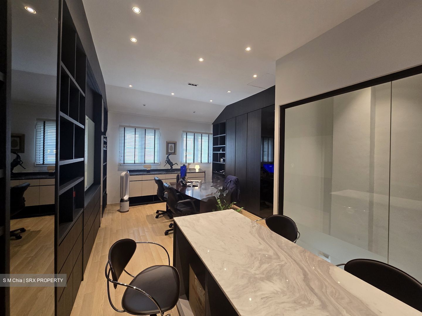 River Valley Road (D9), Office #636146471